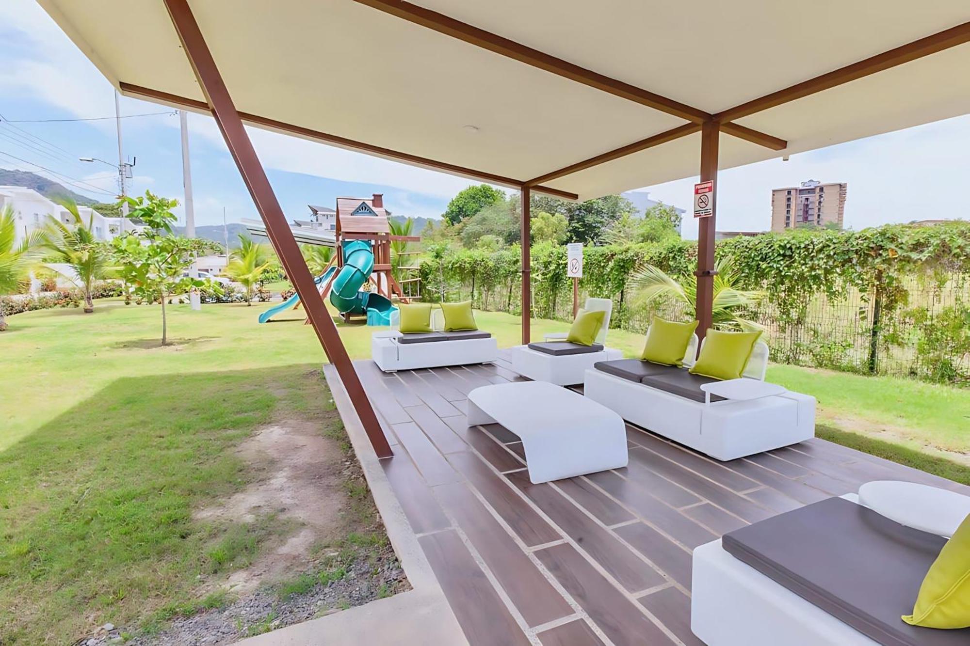 Modern 2Br Condo - Minutes From Jaco Beach - Prime Location Exteriör bild